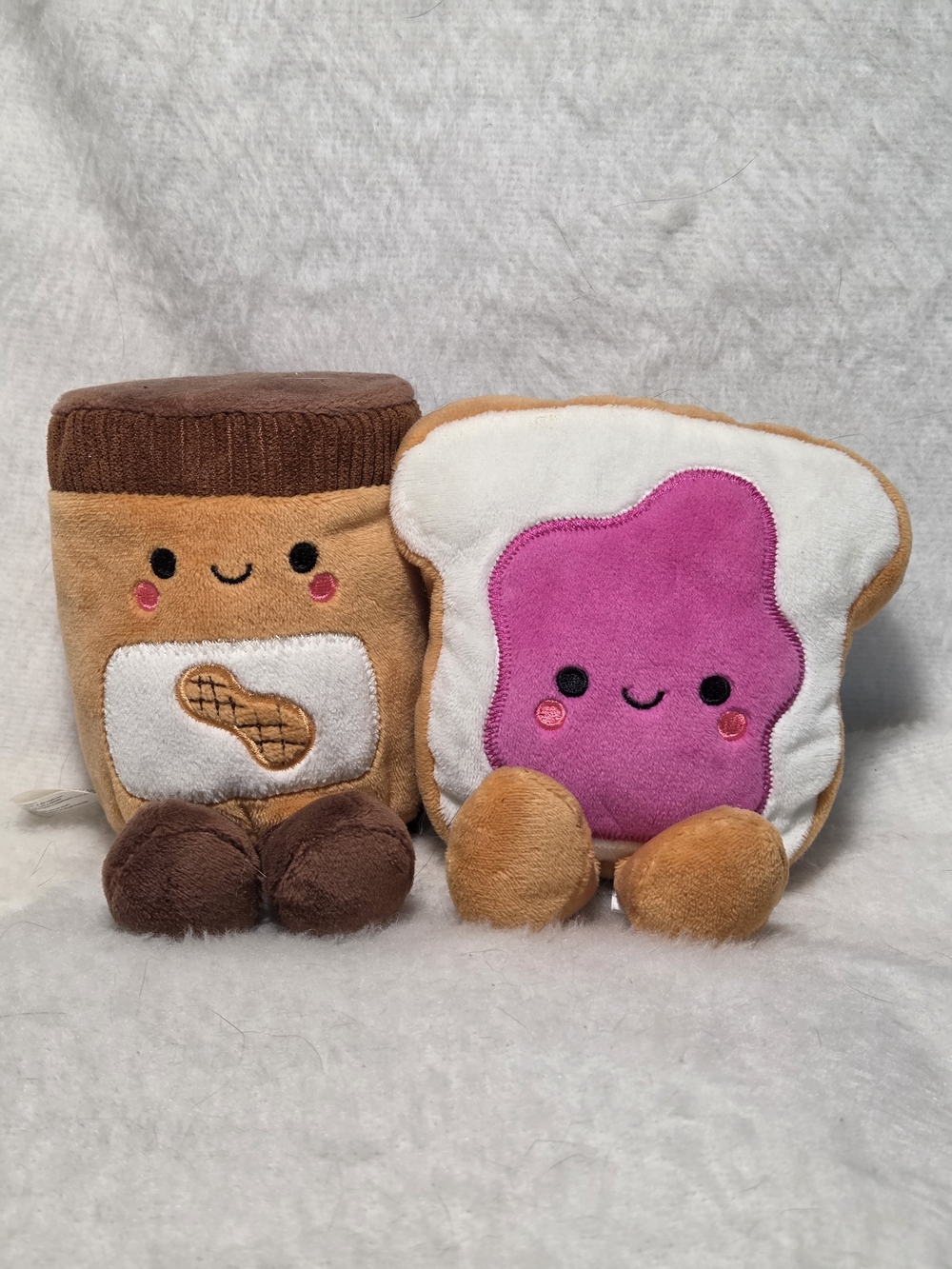 Hallmark Better Together Peanut Butter and Jelly Magnetic Plush, 5" Duo